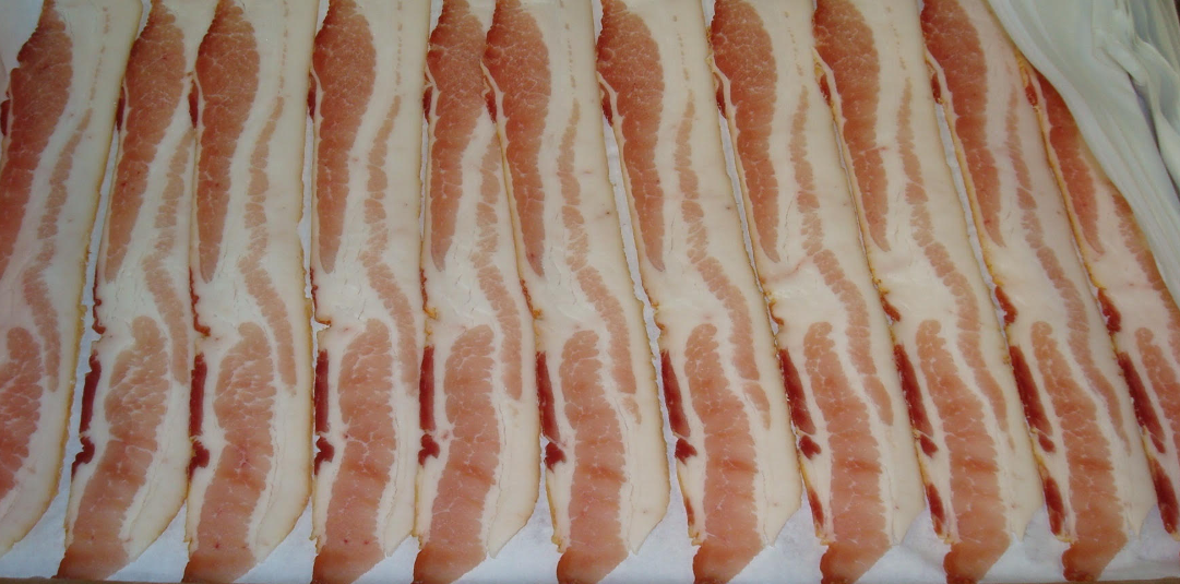 BACON D.P.C.  LAYOUT 18/22  ***1/15# M CASE**